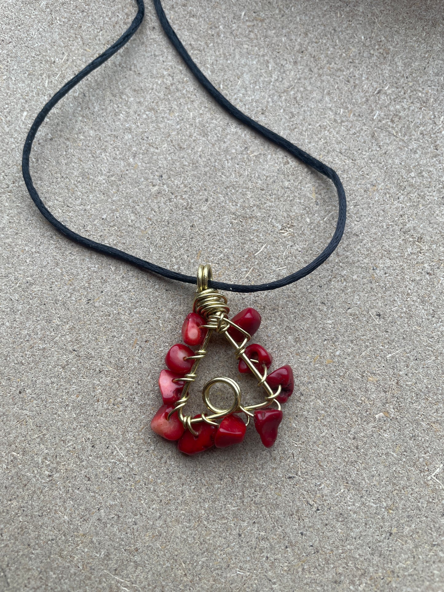 Red Coral Holder